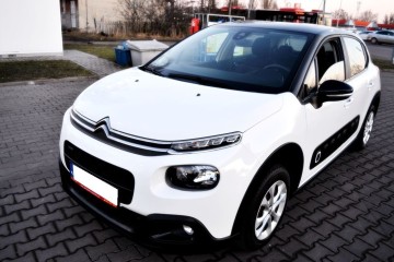 Bezwypadkowy. Oryginał lakier. Rozrząd wymieniony przy 90 tys km