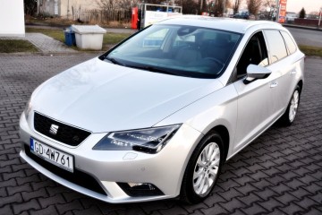 Ful LED  Skóry, Nawigacja, Klimatyzacja