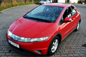 Polski Salon, Czujniki parkowania tył, Klimatyzacja