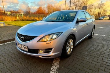 Klimatyzacja, Podgrzewane fotele, Nawigacja