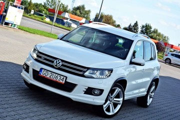 R-Line, Klimatyzacja,4x4, Podgrzewane fotele, Park Assistant