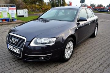 Klimatyzacja, Czujniki parkowania, Kontrola trakcji