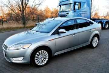 Convers+,Nawigacja dotykowa , Pół-skóry, Czujniki parkow